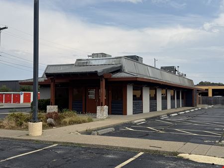 FULL SERVICE RESTAURANT ON GLENSTONE