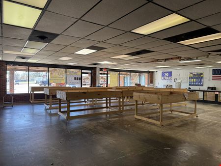 Plaza Southwest Retail Center