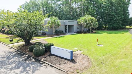 570 Chris Dr