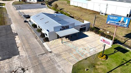 Retail space for Sale at Prime Airline Hwy Freestanding Building with Drive-Thru in Prairieville