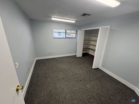 1427 Aurora Rd