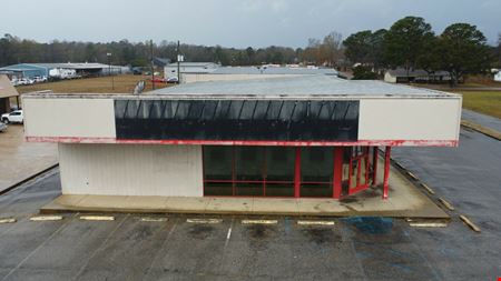 Retail space for Rent at Former Advance Auto Parts Available in Fayette