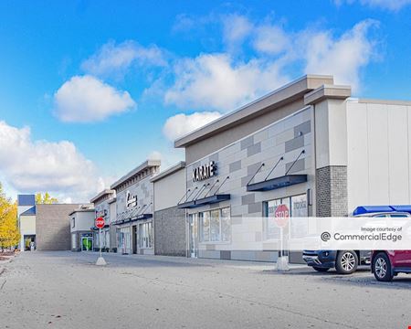 Commercial space at Fenton Towne Center in Fenton