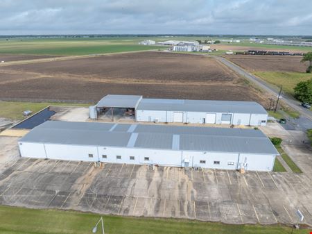 Warehouse near Acadiana Regional Airport