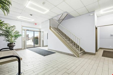 1313 Lyndon Lane