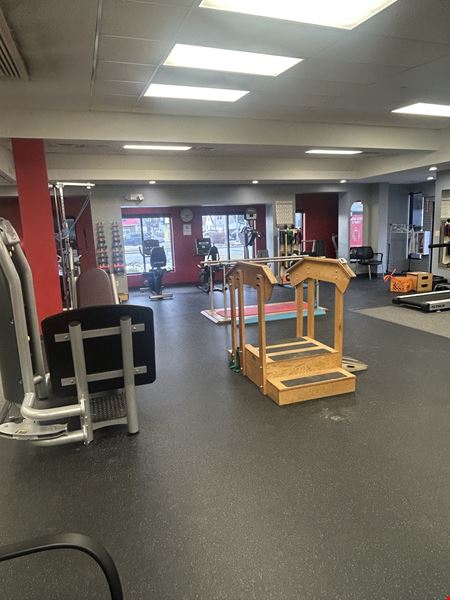 Former Physical Therapy Clinic- Hammond, IN