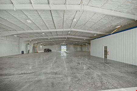 24,800 SF - 5 Paved Acres - Interstate 55