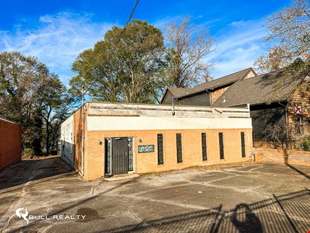 ±3,780 SF Flex Building in Sylvan Neighborhood