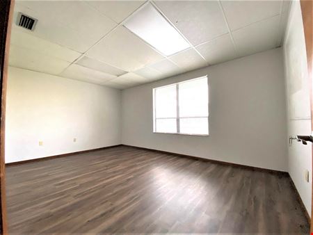 Professional Office with 850 SF +/-