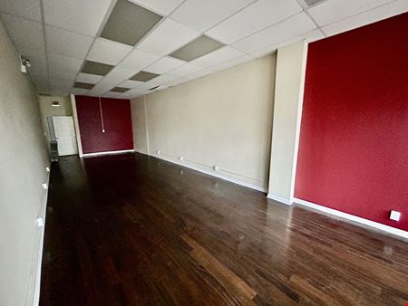2222 E 75th St. - +/-600 SF Commercial Storefront