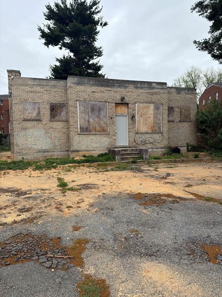 Retail space for Sale at 5855 Ager Rd Hyattsville MD 20782 in Hyattsville