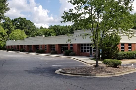 OfficeOurs - Midtown Place
