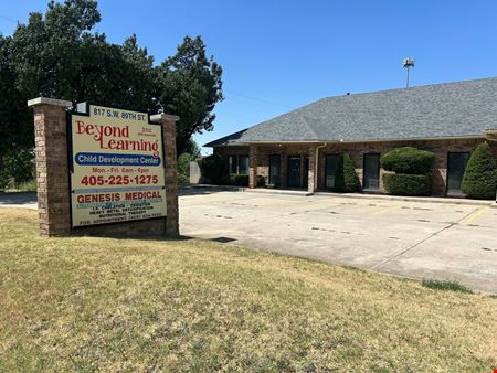 817 SW 89th St - Newly Renovated Multi Unit Office