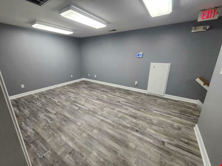 Suite 17B