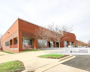 Gateway 270 - 22530 Gateway Center Drive