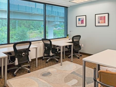 Regus - Mountlake Terrace - Redstone Corporate Center