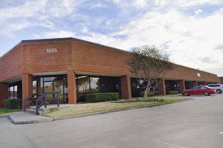 Industrial space for Rent at Valwood 15 in Carrollton