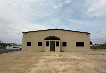 120 W Dunbar Cave Rd