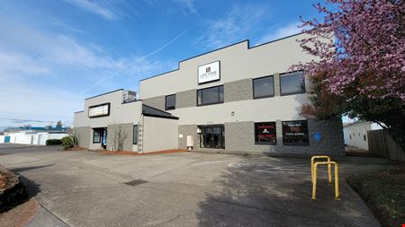 Retail space for Rent at RETAIL - OFFICE - WAREHOUSE in Salem