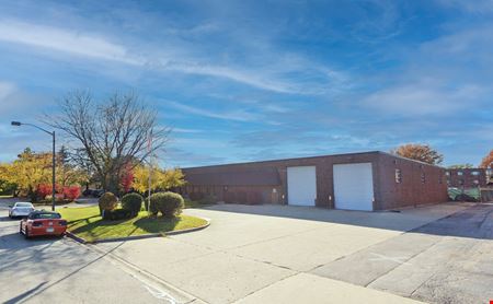 Industrial space for Sale at 294 Commonwealth Dr in Carol Stream