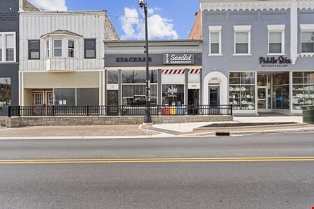 Retail space for Sale at 5687 - 5689 Main St in Sylvania