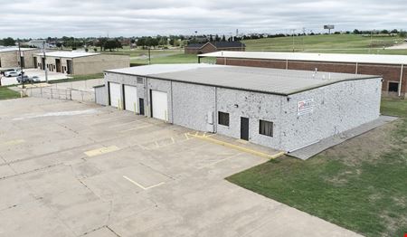 Industrial space for Rent at 913 S 17th St - Yukon Industrial in Yukon