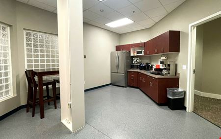 895 Aerovista Place, Suite 102