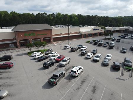 Commercial space at LaGrange Plaza in LaGrange