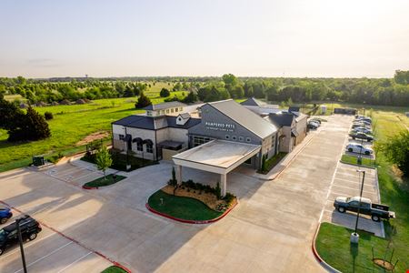 Office space for Sale at Pampered Pets in Edmond