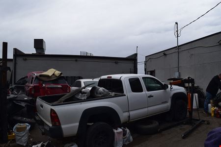 4,000 SF autobody repair shop w/ paint booth