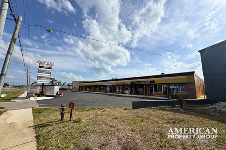 Retail space for Rent at Osprey Plaza in Osprey