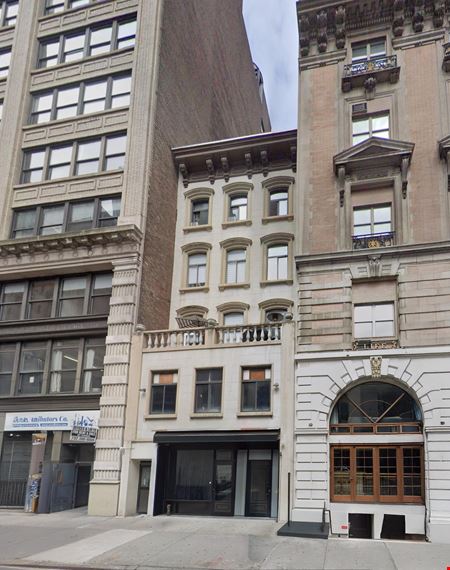 Retail space for Rent at 23 W 31st St in New York