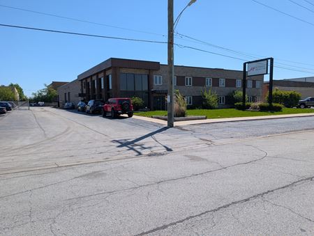 Industrial space for Rent at 11711 S Austin Ave in Alsip