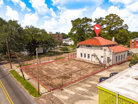 ±3,508 SF Office/Retail Redevelopment Opportunity in Mid City
