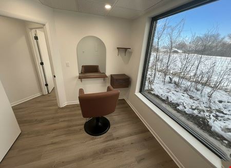 620 State Route 31 (Salon Suite)