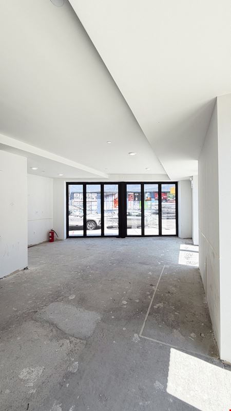 658 Washington Avenue | Brand-New 1,167 SF Corner Retail Condo Opportunity