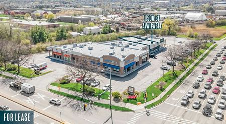 Retail space for Rent at Gateway Plaza in Bloomingdale