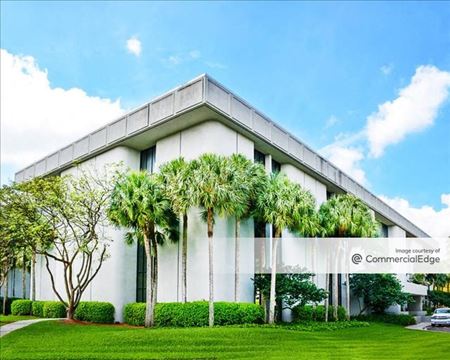 Office space for Rent at Lennar Corporate Center in Miami