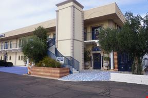 1940 E Camelback Rd