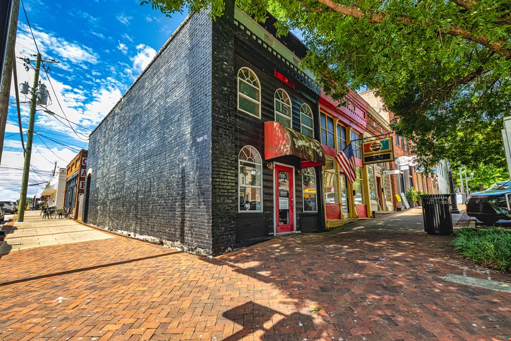 15 E Broad St