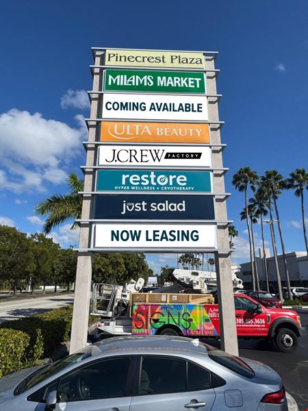 Pinecrest Plaza