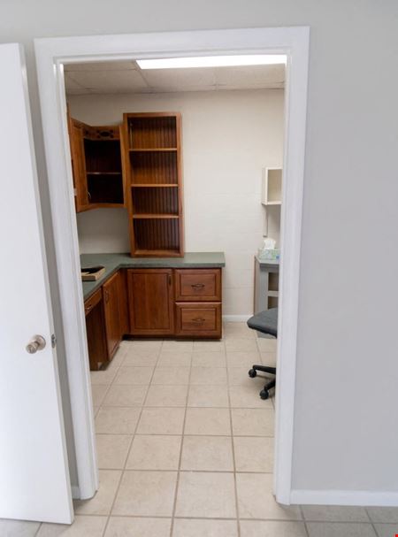 Office + Garage Flex Space – 600 SF – Ocala, FL