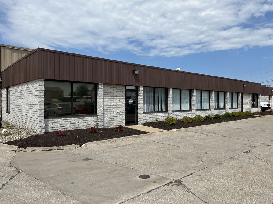 775-779 W. Smith Rd.