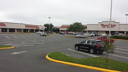 Retail space for Rent at Park Plaza in Beverly Hills
