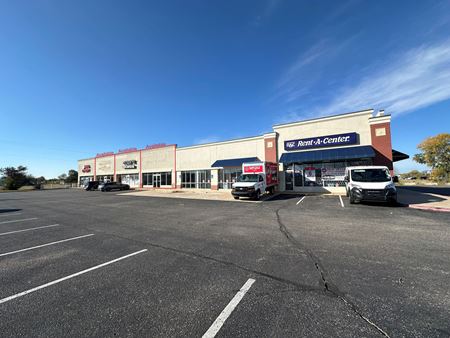 Retail space for Rent at Broadway Retail Center in Wichita
