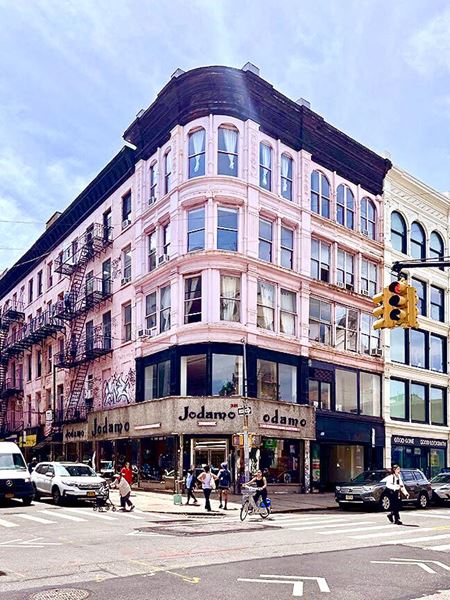 Retail space for Rent at 319 Grand St in New York