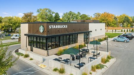 Retail space for Sale at Starbucks in Green Bay