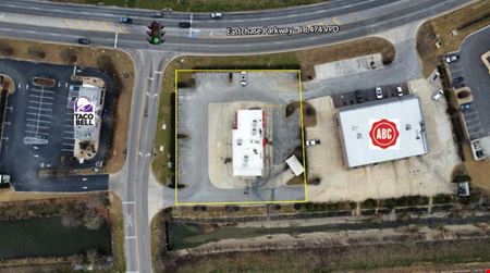 Former Milo's Available for Lease