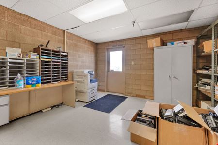 Freestanding Heavy Industrial Building w/ Office/Showroom on ±5 AC