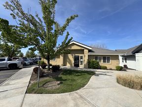 5593 N. Glenwood St.